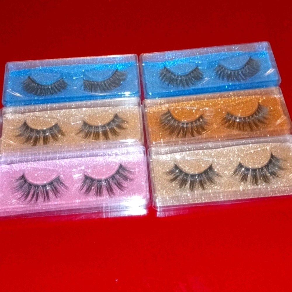 Mink eyelashes six pairs